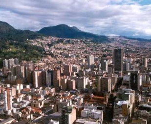 Bogota con Hoteles NH Royal Collection 4*